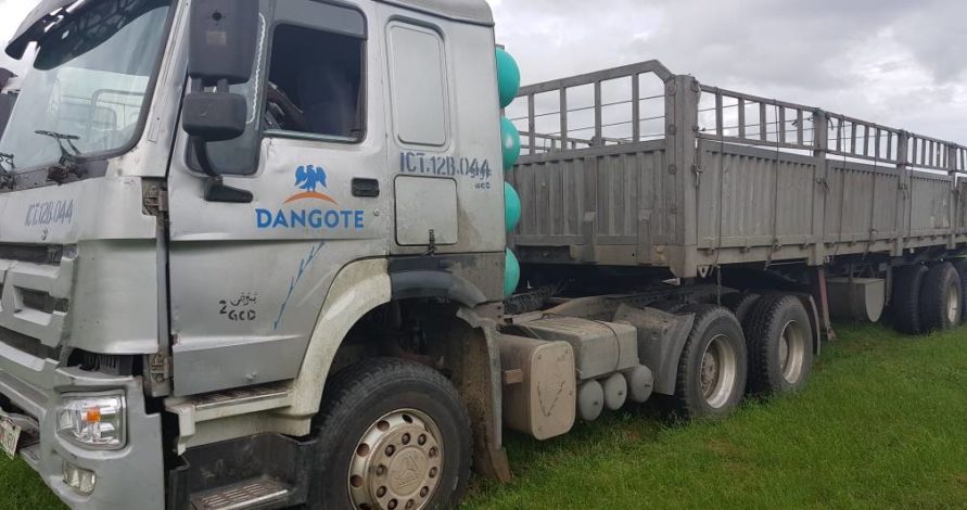 Dangote trailer, Bus collide, kills all passengers at Forest in Jos