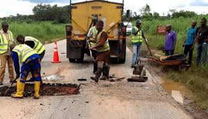 Youths contributes N2.1 million to repair road in Yobe