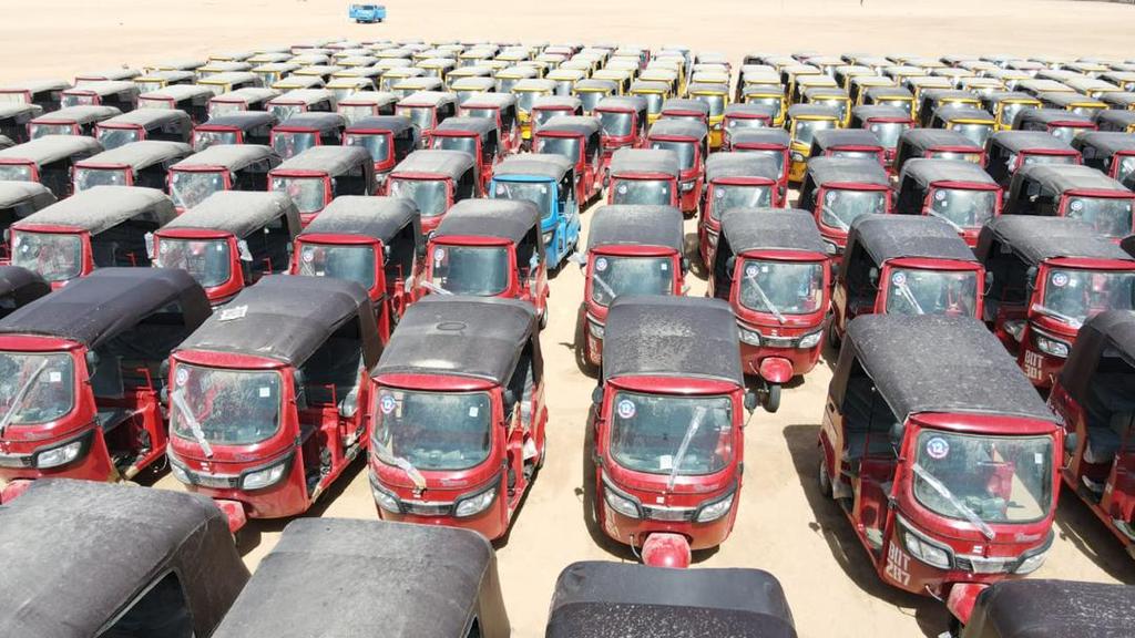 Mass transit: Zulum launches 610 taxis, tricycles, buses in Maiduguri