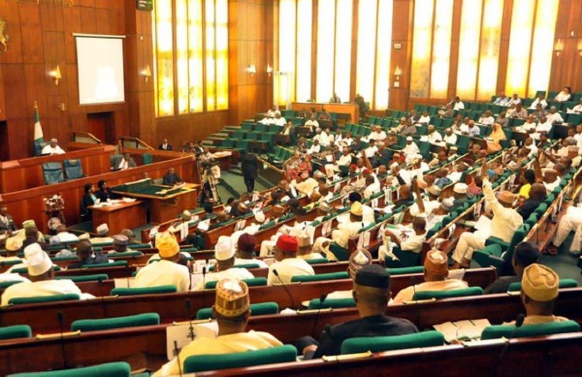 Reps urges NCS to remove checkpoints beyond 20km to borders