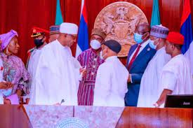 Buhari bids farewell to outgoing FEC members, to replace Ministers without delay