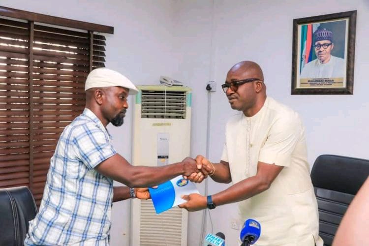 DTSG Gives N2M To Brave Tanker Driver Who Averted Major Disaster In Agbarho