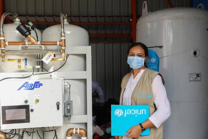 UNICEF and IHS Nigeria partner to expand access to oxygen for pneumonia and COVID-19 patients