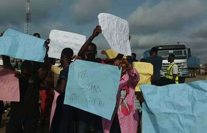 Host communities protest against Dangote company, demand compensation